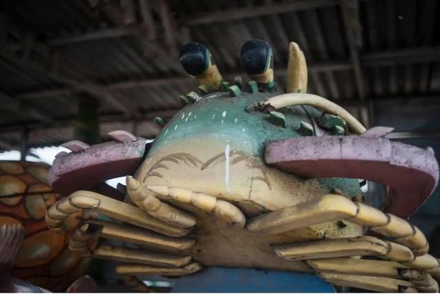 魔性舞姿背后,竟有如此艺术感爆棚棺材!_加纳