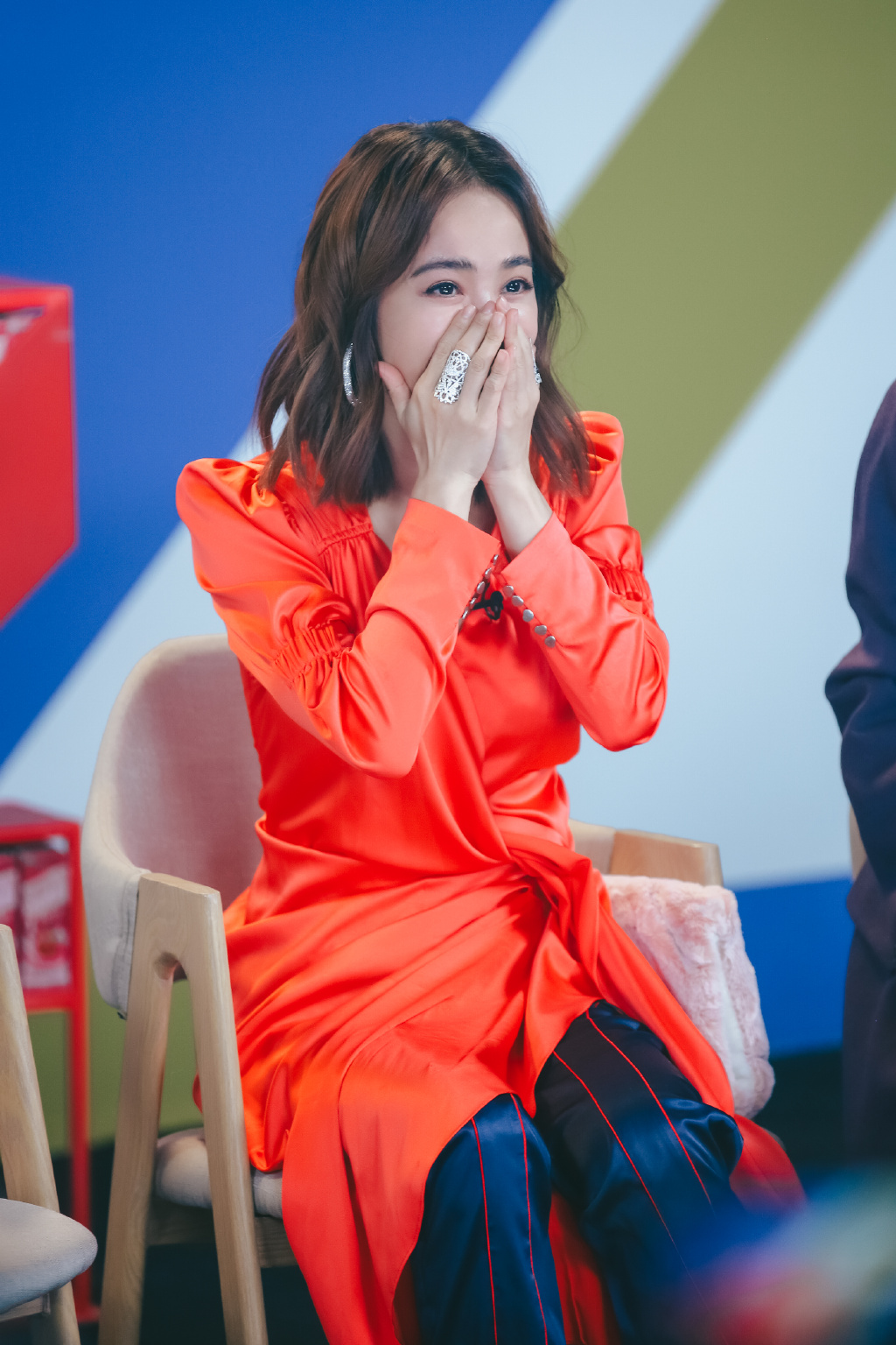 小个子女生剪什么样的发型好看,看完这款短发造型,让你变洋气_蔡依林