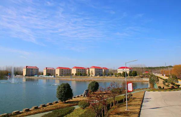 全椒海螺花园式化工厂