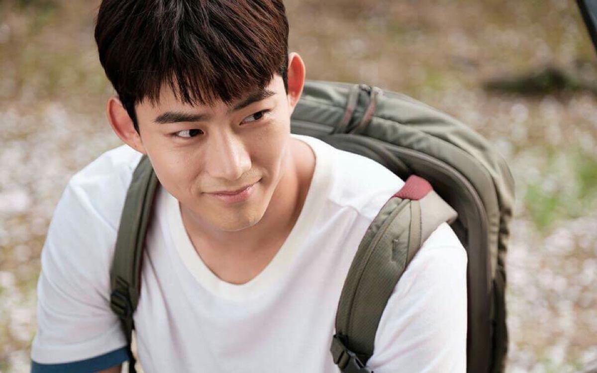 韩星林允儿的爱情五届绯闻男友竟然还有鸟叔