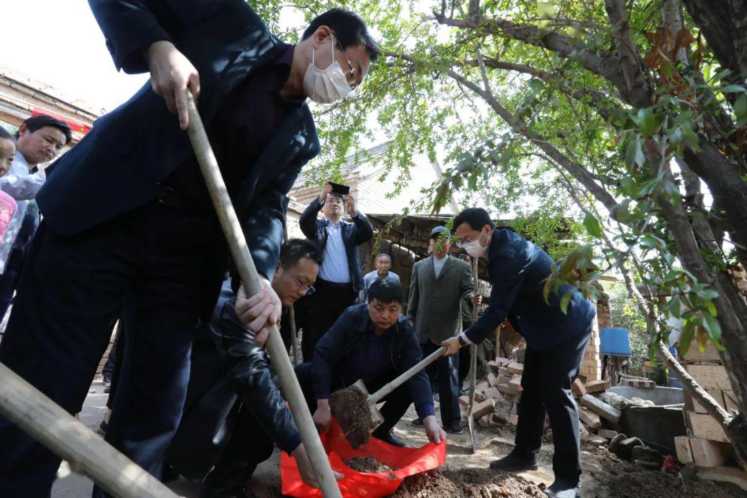 文登区区长隋同朋图片