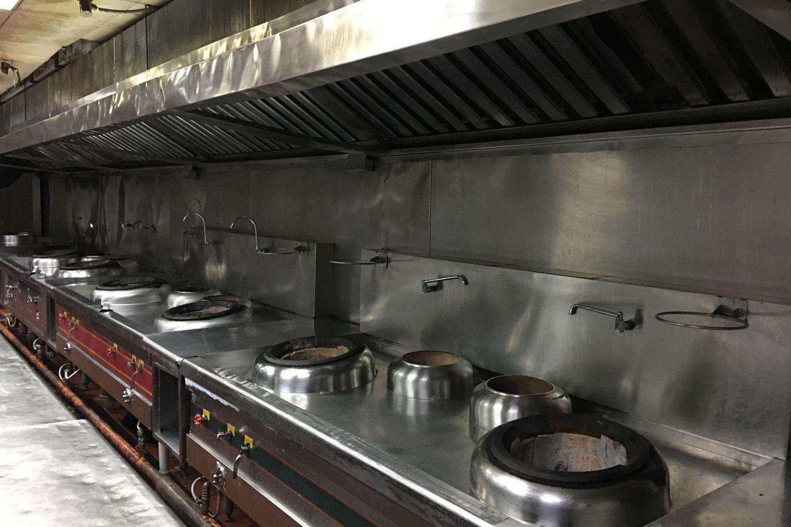 蓝睿引领大型油烟机清洗,市场广阔利润可观