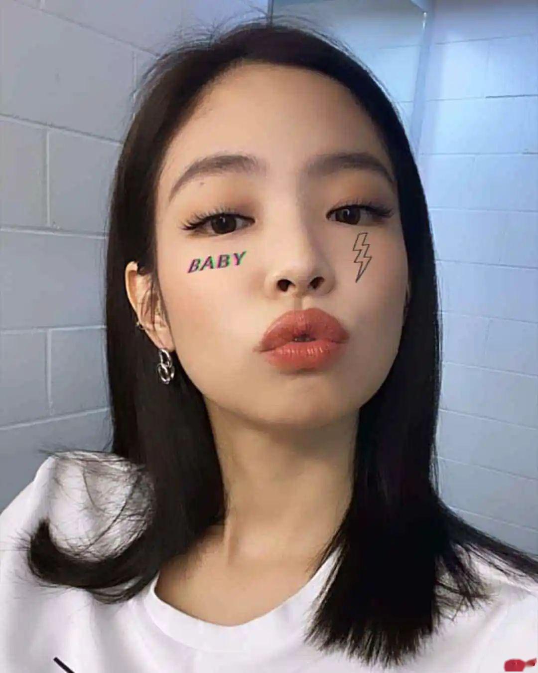 人间香奈儿的金珍妮联名款gm墨镜小编又要准备入手了