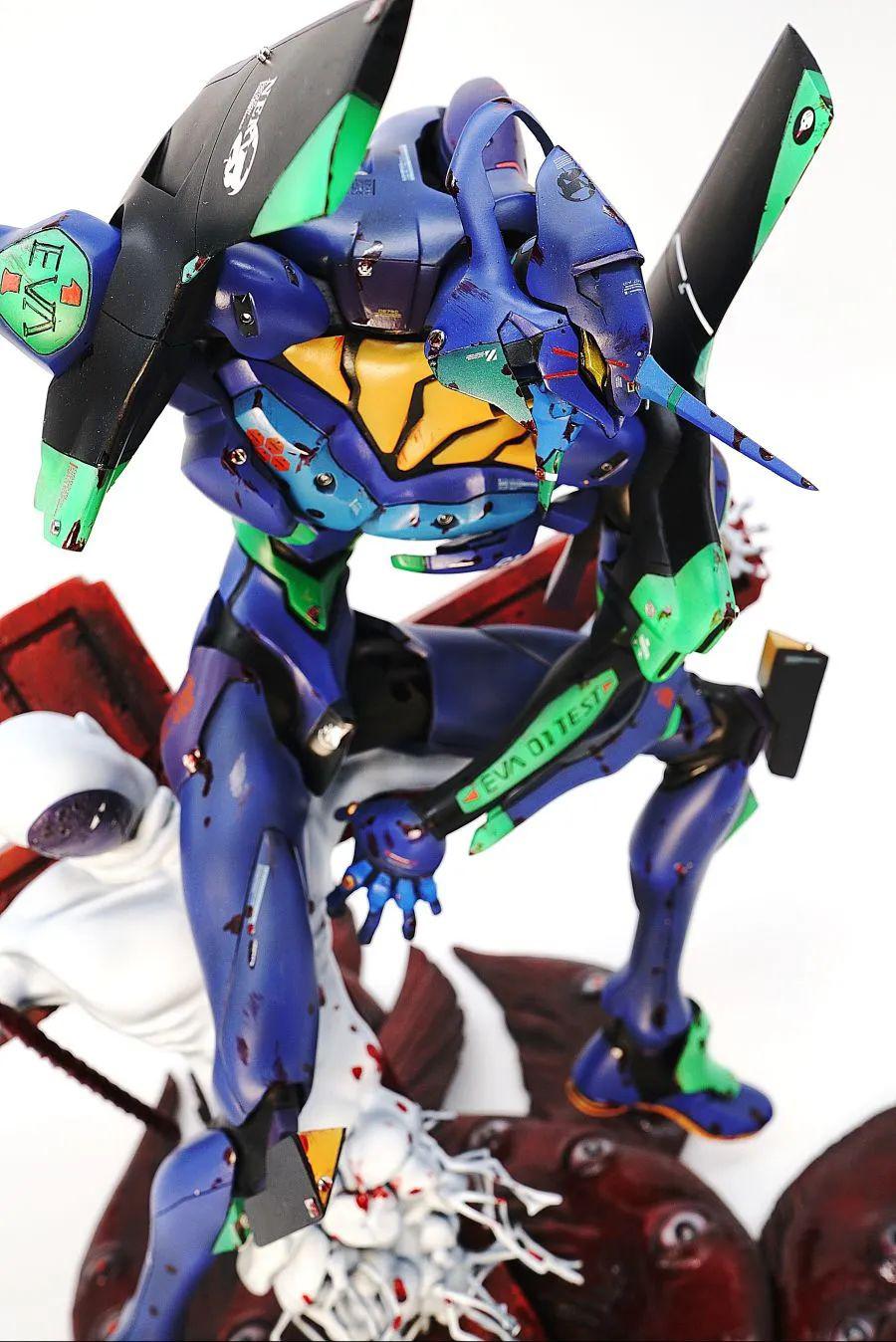 初号机朗基奴斯枪和莉莉斯这个涂装真带感