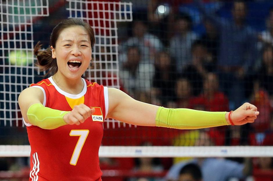 排球女神魏秋月近况退役升级辣妈很幸福31岁身材依旧紧致