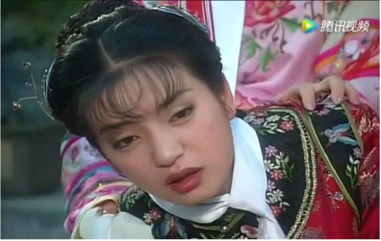 还珠:小燕子被皇上罚,默默说了7字,只有五阿哥听懂?_容嬷嬷