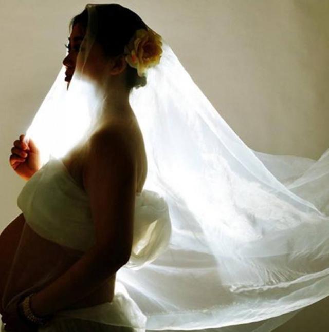 原创90后孕妈晒出孕肚照评论瞬间爆炸这穿得也太少了