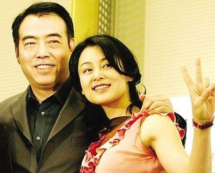 徐少华和他老婆的图片图片