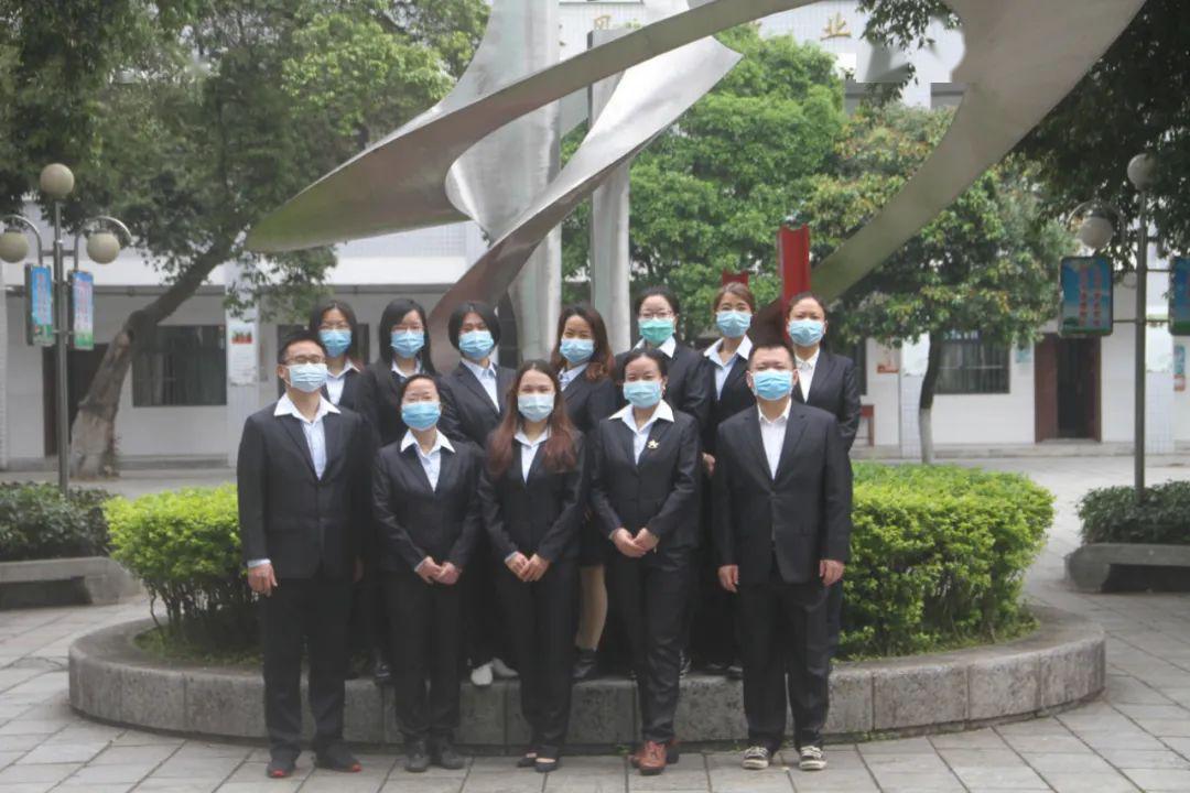 桂林市逸仙中学举行初三年级百日誓师