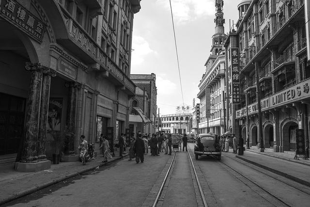 攻占上海县城,英法殖民势力趁机从地方官员处攫取了建立租界地的利益