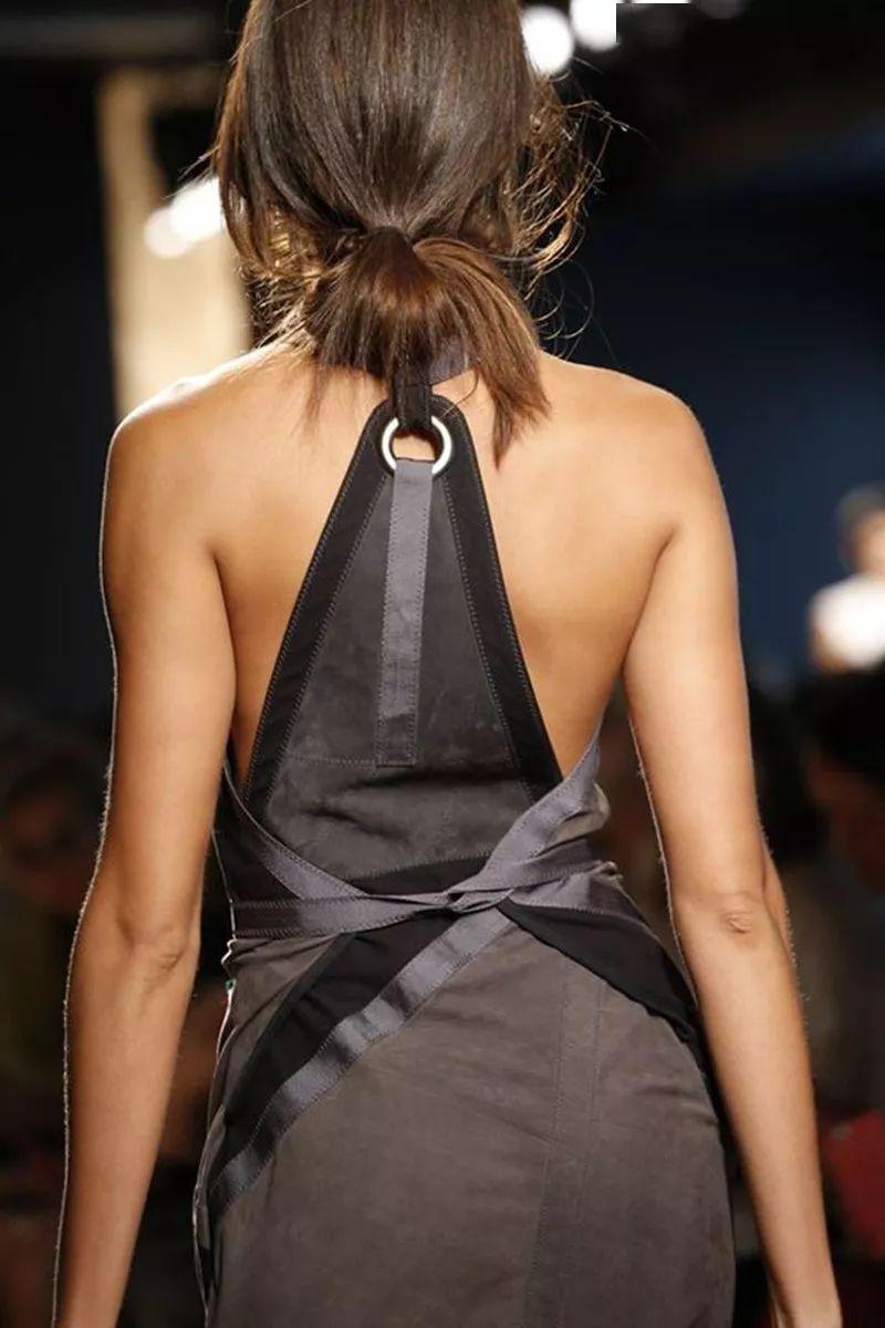 服装设计|时装背部设计灵感合集,轻松撩动你的心!