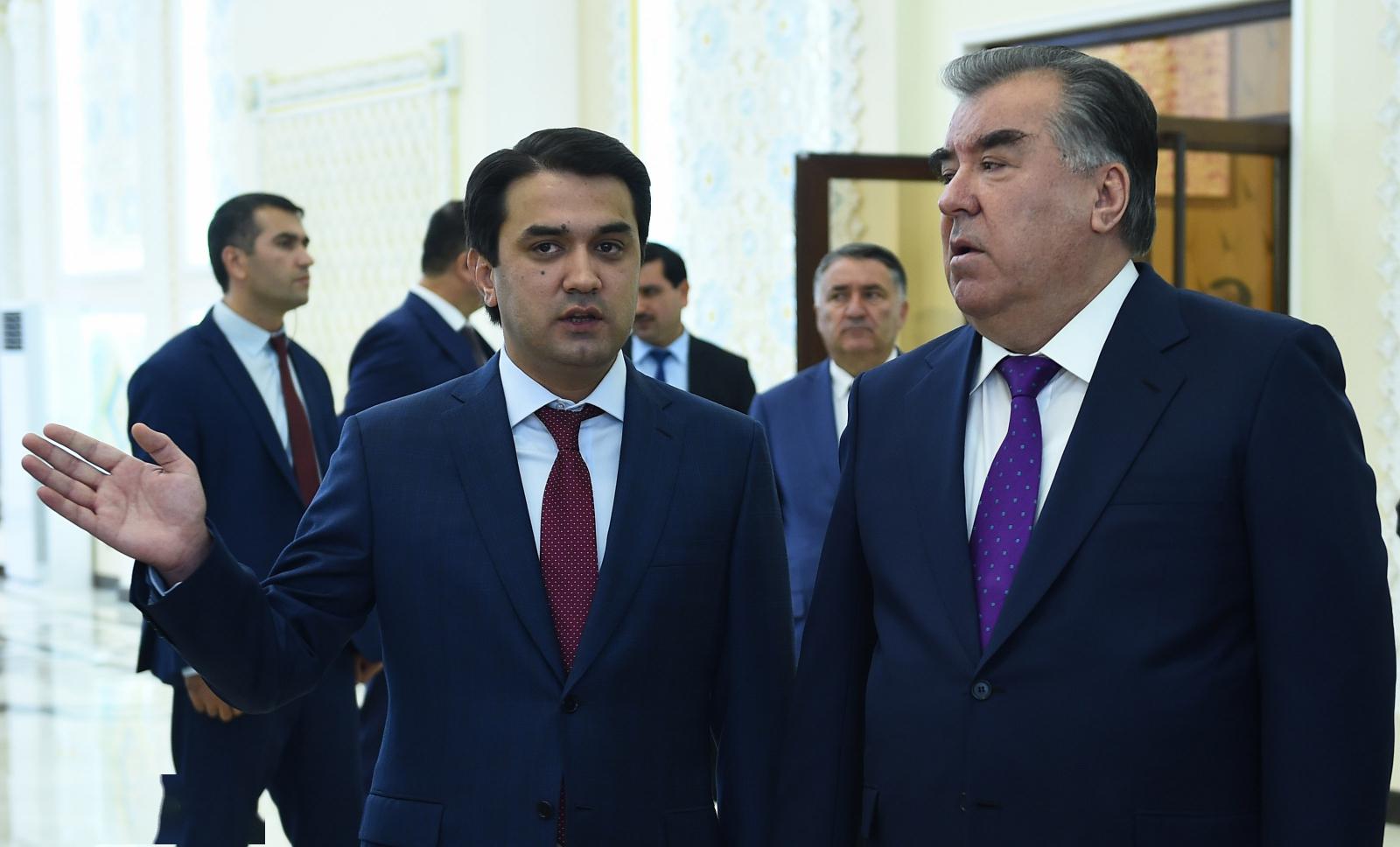 塔吉克斯坦零确诊下的权力交接:总统之子当选上院议长成该国二号