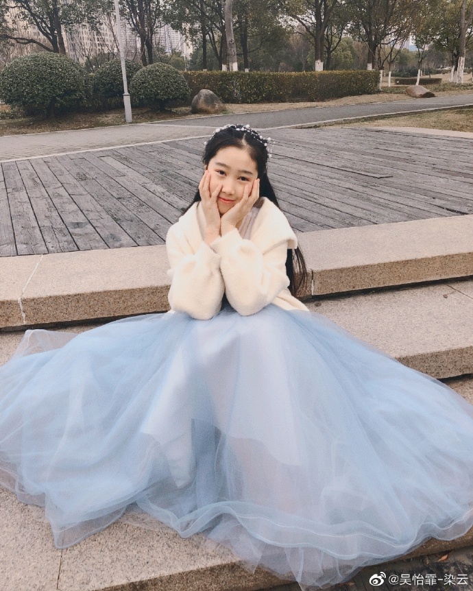 吴怡霏2020年春日写真集