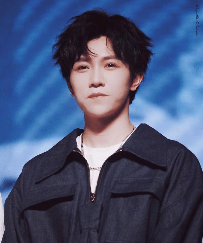 公司热门艺人赛后消失棒打艺人上热搜朋友见面会强制带走