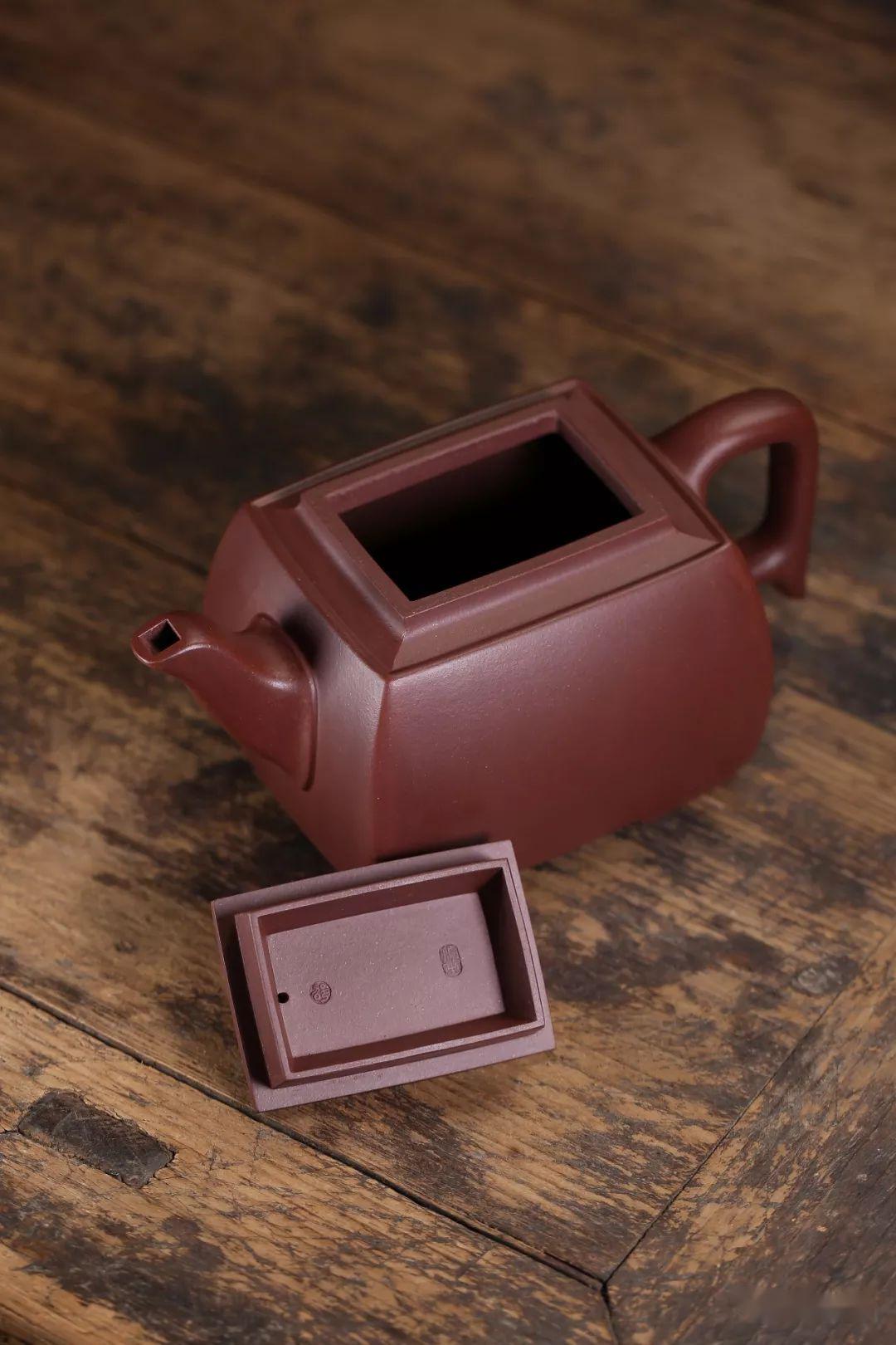 紫砂臻品邵顺生不凡之器一脉相通