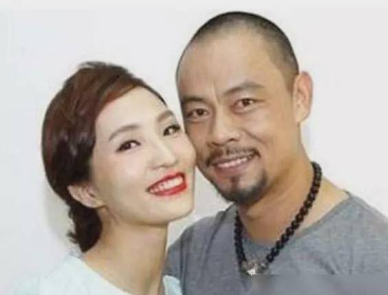 演员晋松老婆图片