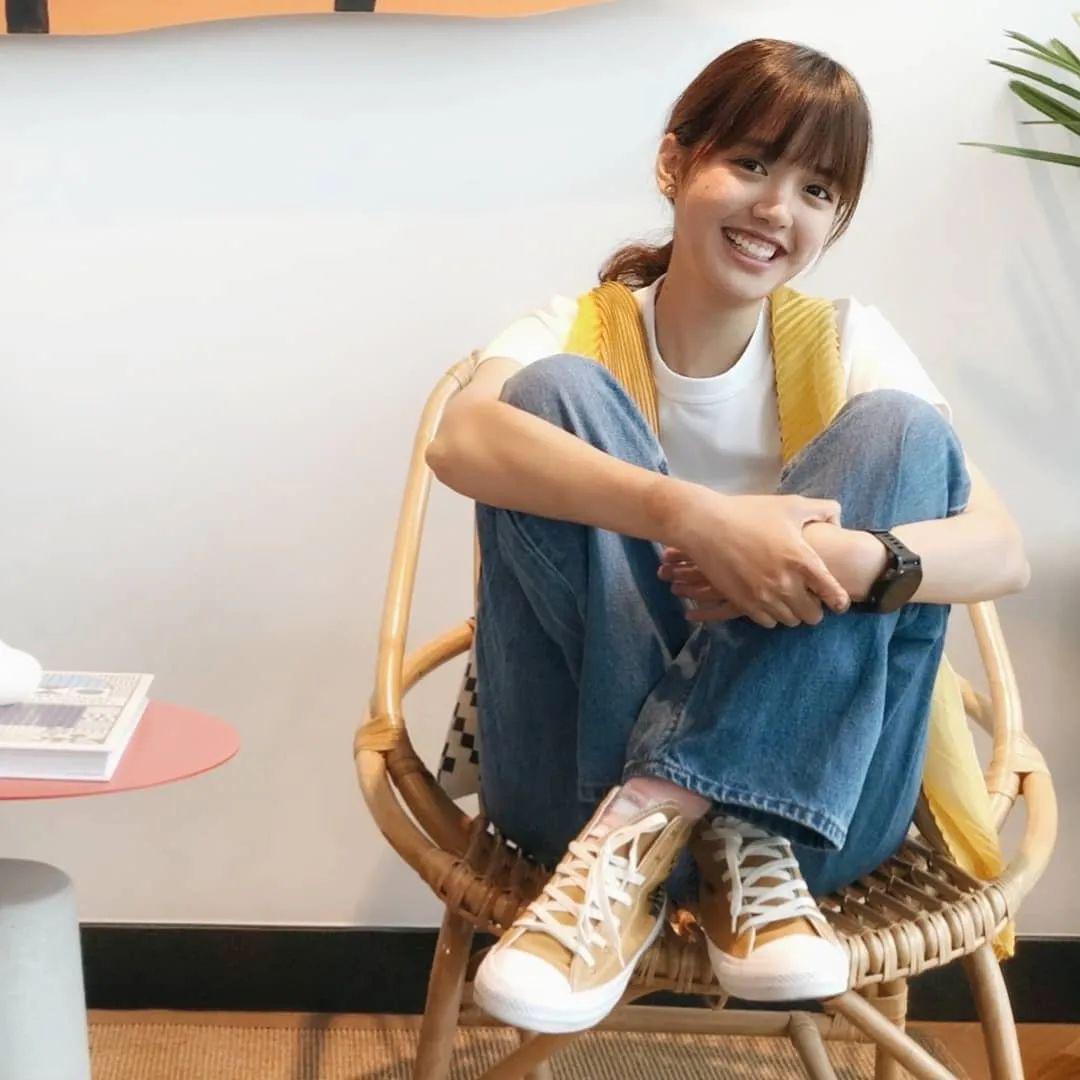 lisa私下大扒皮继父来头不小看完她家庭背景后我惊了