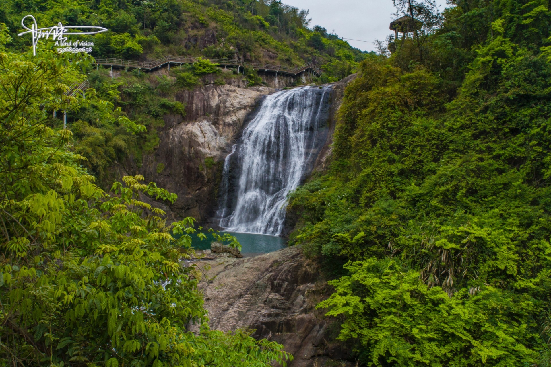 航拍碗窑古村没想到村后的三折瀑也是如此漂亮