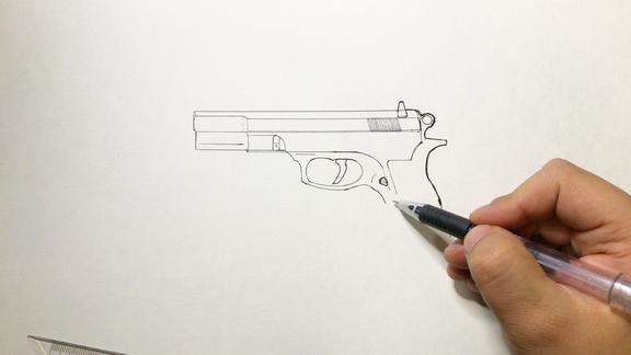 做好了看画手枪的准备最后两笔画蛇添足秒变冲锋枪