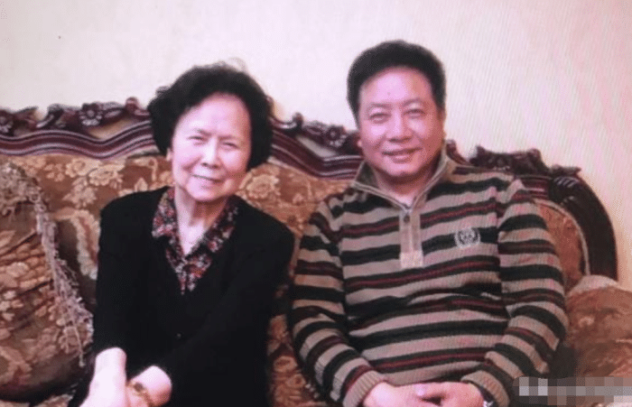 65岁汪粤,为拍电影辞演唐僧,遗憾电影未上映,今与妻子低调生活