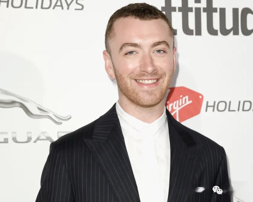 格莱美最佳饶舌歌手lizzo那首唱着耳熟能详的《hey jude》的披头士的