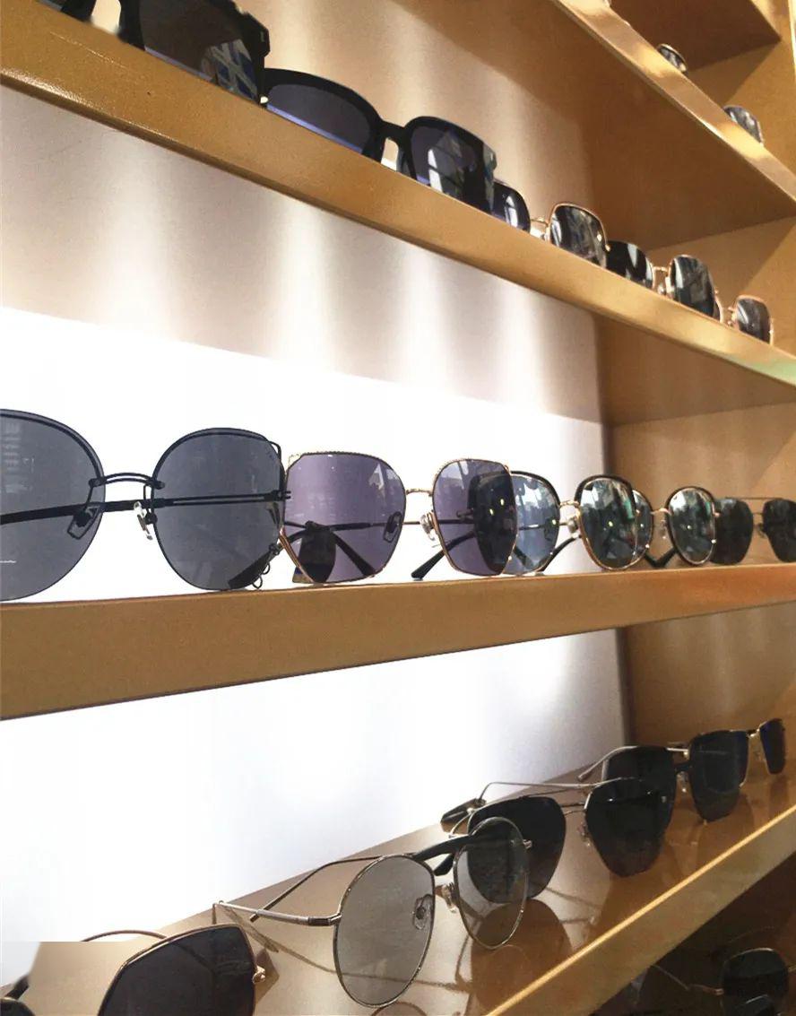 西昌直通车眼镜开业酬宾,680元镜片免费送!更有多重豪礼等您来!