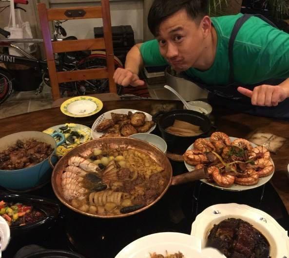 没戏拍的黄磊在家做美食,款款接地气,网友:这样的好男人不多了