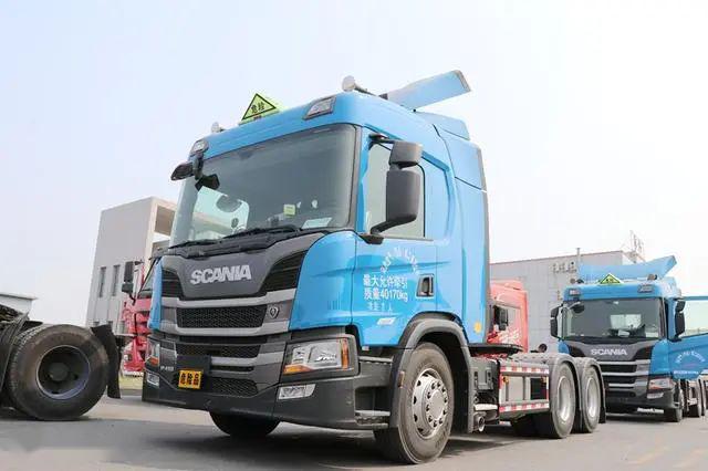 斯堪尼亚动作真快国六牵引车已铺货青岛用户购买的国六p410实拍