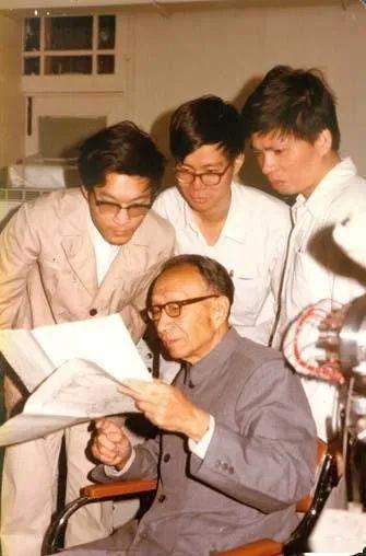 爱国心科研情邢其毅忠诚爱国光明磊落