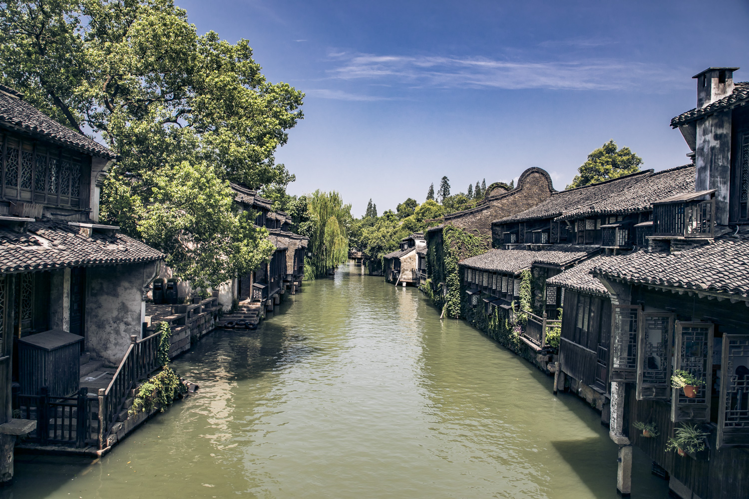 中国最适合老年人的5个旅行地古朴幽静风景美都去过的人不多