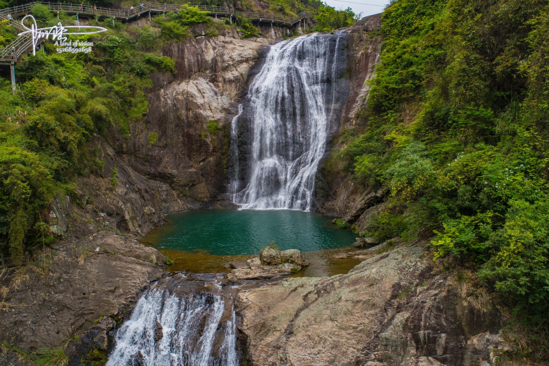 航拍碗窑古村没想到村后的三折瀑也是如此漂亮