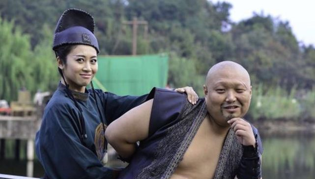 他天生长相凶狠,因出演《夏洛特烦恼》而爆红,成为观众"阴影"_刘坤