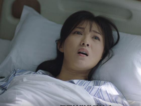 搭完靳东搭王凯,为何她43岁还能扮演大学生?_傅晶