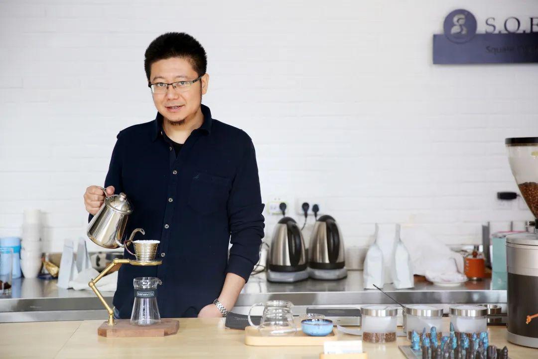 听说有咖啡馆想卖厕纸竟然把行业大咖们都惊动了