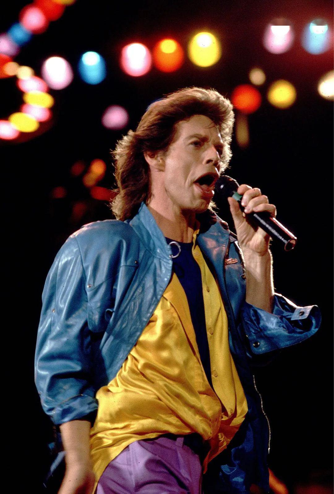 妮可·基德曼老公凯斯·厄本(keith urban)带来了《higher love》