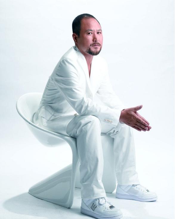 30多年前张镐哲再回到从前充满男人味的细腻柔情