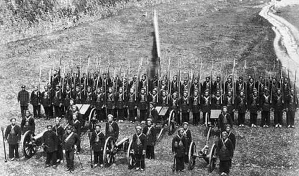 原创马步芳逃离大陆前曾留下一支残余部队解放军出动一个师围剿