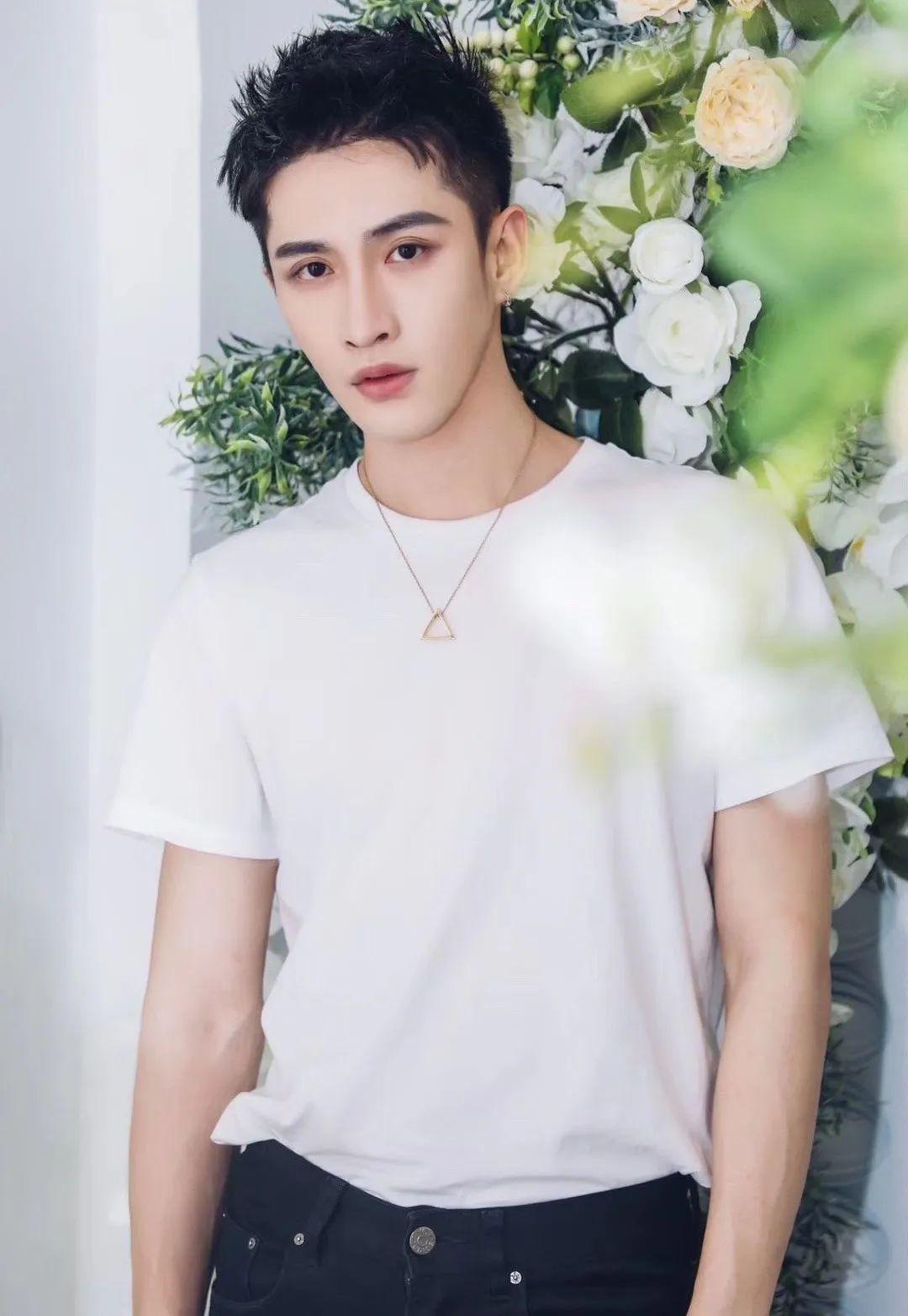 殷春颖欢欢栾旸孙淼活动邀请到vicutu&gornia资深搭配讲师,人大商学院