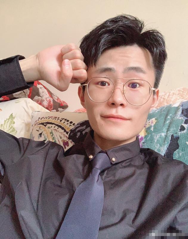 三大技术与人气并存的主播不求人冷宴华入围国服大神势头正猛