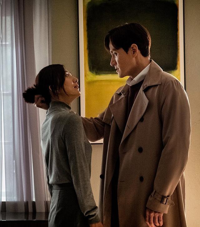 这部19禁韩剧把丈夫出轨妻子复仇的故事拍出了新意