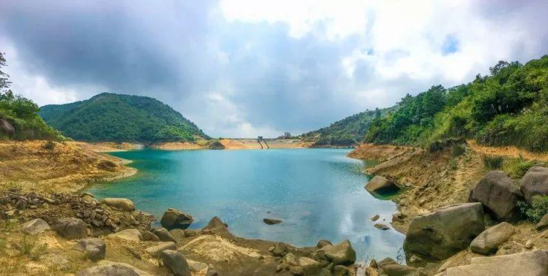 泗洲头白仙山水库图片