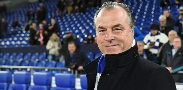 德甲"肉联厂老板"要出手帮忙了_滕尼斯