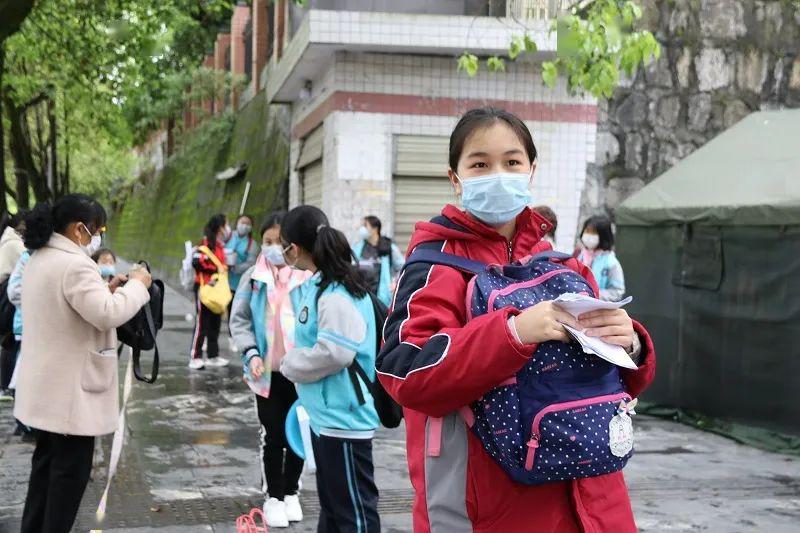 雨生百谷万物皆长学子久归逐梦芳华湘西雅思实验学校暨溶江中学小溪桥