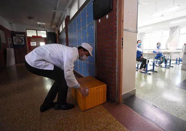 教师穿"校服"模拟开学,丰台十二中开学演练细致入微
