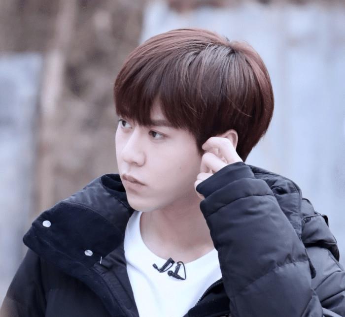 从何东东到王加一,捧杀剧本"毁人不倦",吴季峰又重蹈覆辙?