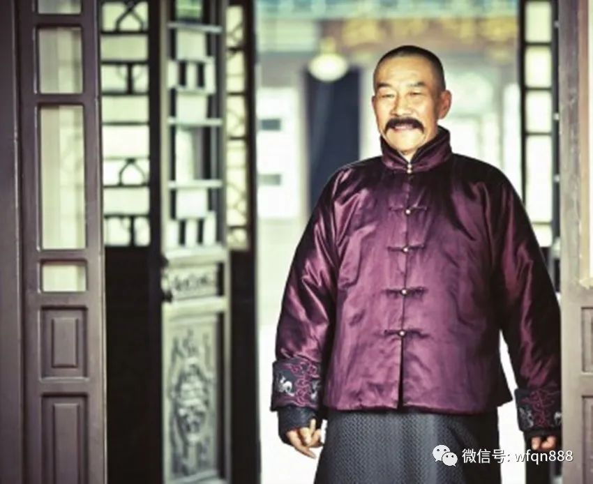 张作霖落难乞讨,她好饭好菜招待张,多年后她的结局让人感慨万千