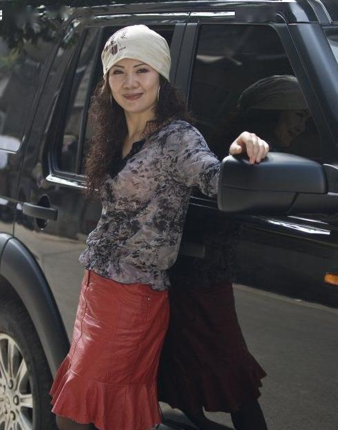 后来,我终于明白了"老"女人的魅力,她们的风韵为何在现实中让很多男人