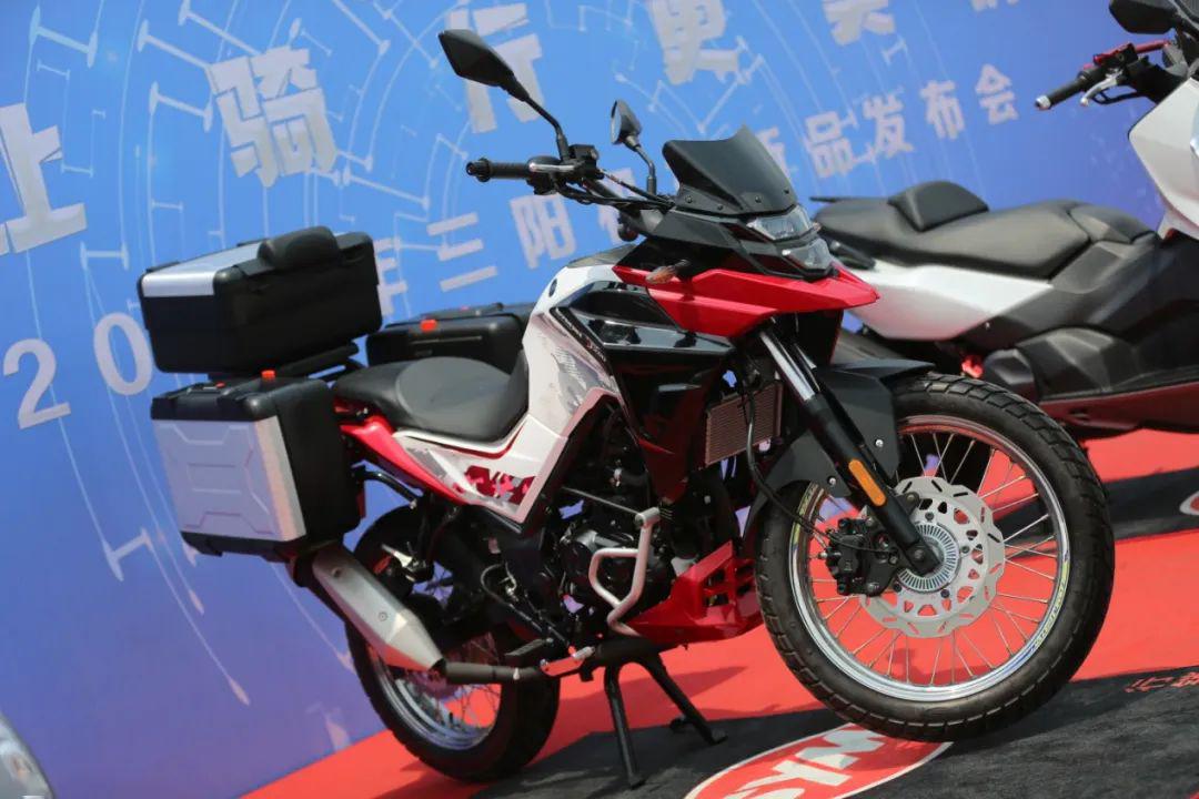 初试三阳symnht200拉力新军的诚意附两个视频