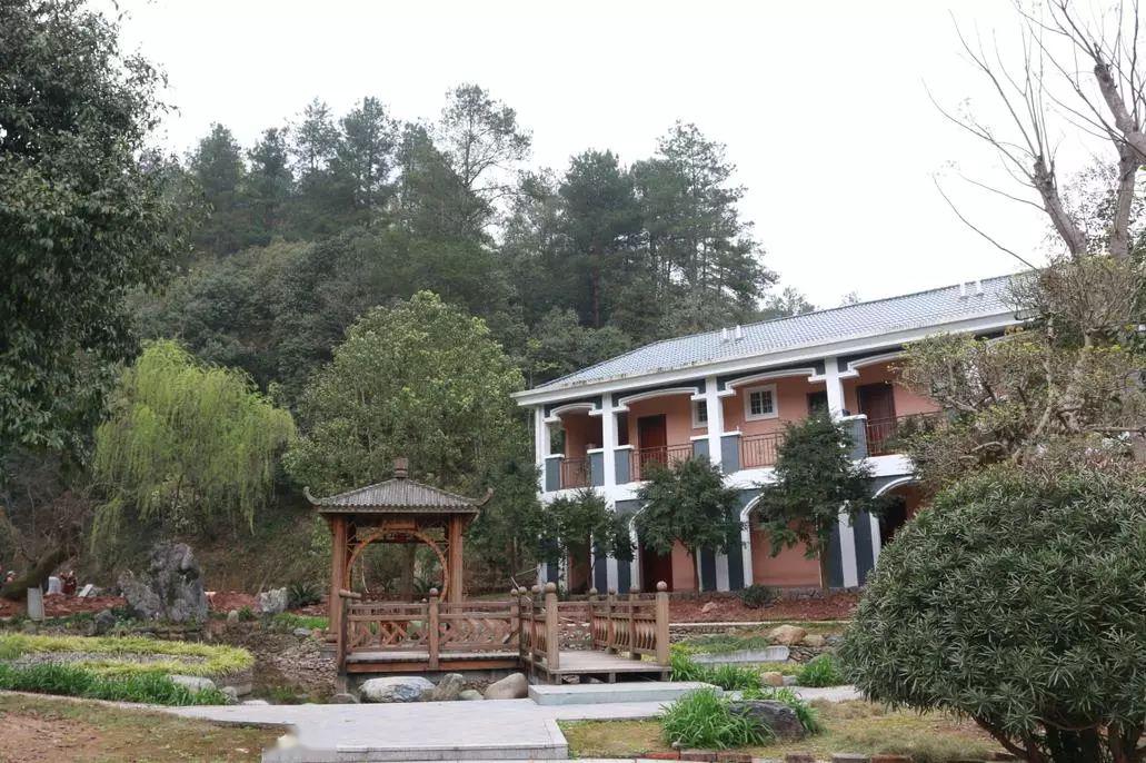 怀化这个地方被评为五星级乡村旅游区总数达41家