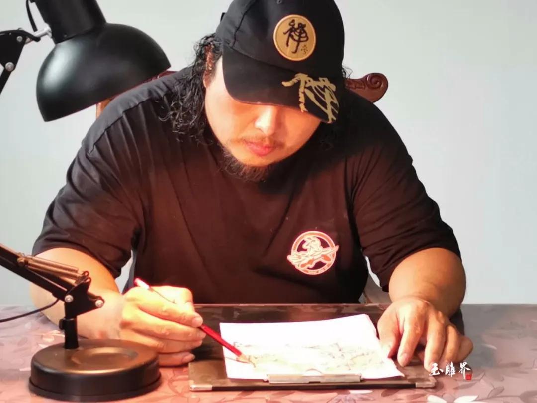 马云点赞钦点邹万通雕方印立意太震撼了